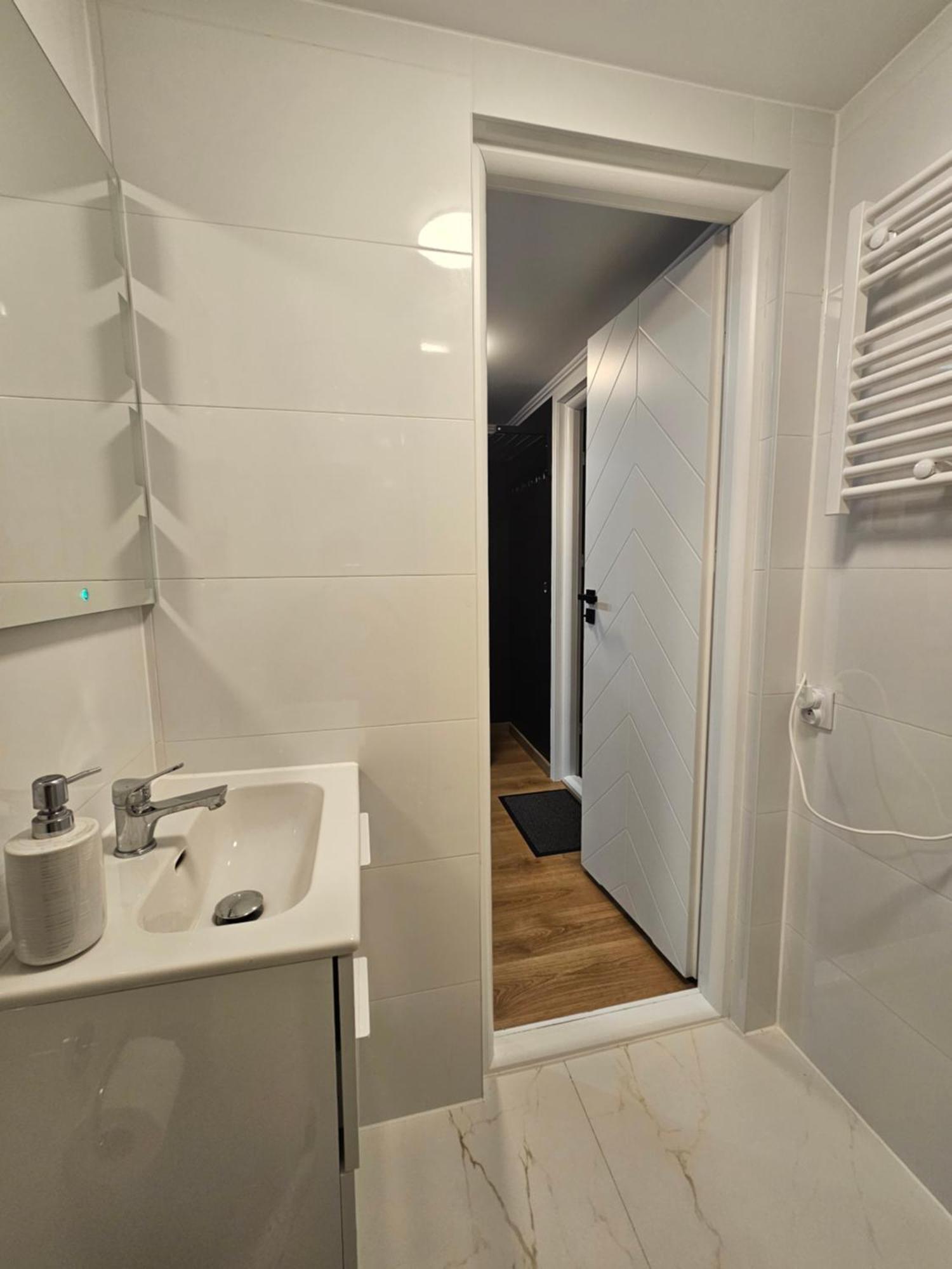 Vipol Amartamenty Biznesowe Apartment Lodź Bagian luar foto